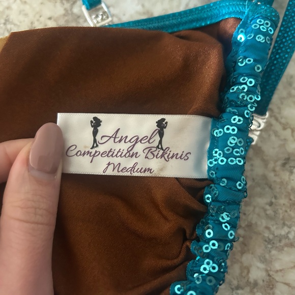 Teal Competition Bikini - Picture 5 of 6